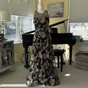 Tahari Arthur S Levine gown fit and flair maxi embroidered Ballroom gala
